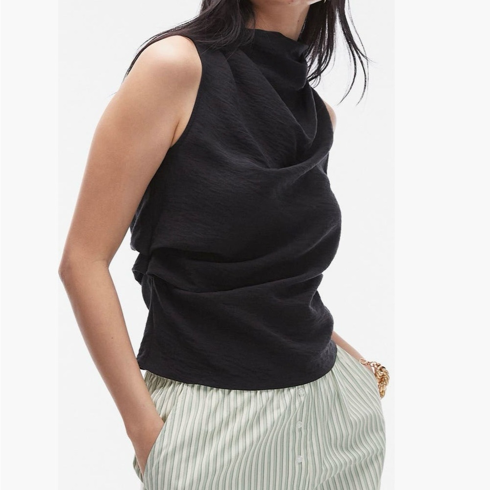 Elegant Black Sleeveless Top